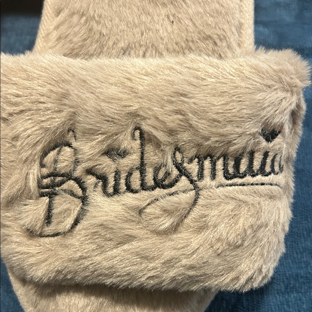 Bridesmaid Fluffy Gray Slippers - Picture 2 of 4